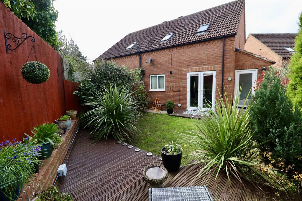 Property photo 2 of 11 Image00002.Jpeg