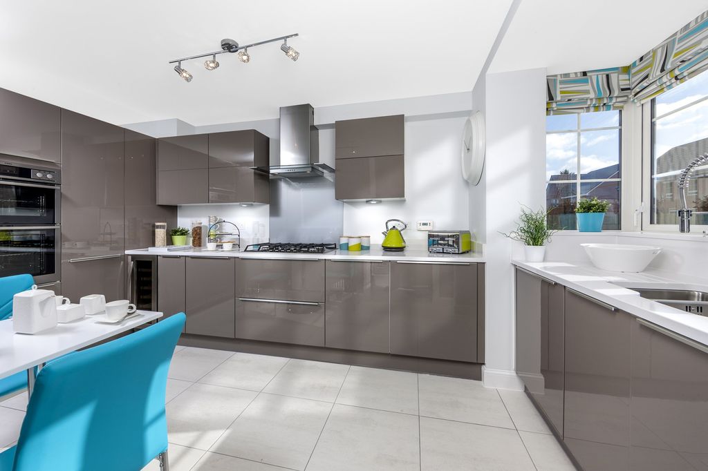 Property photo 3 of 10 Kitchen/Diner