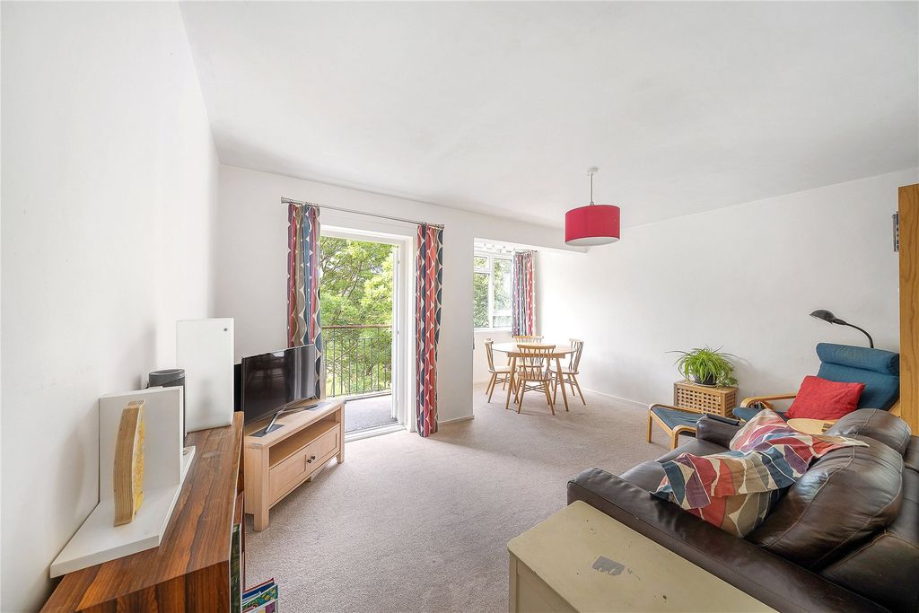 Property photo 2 of 9 Picture No. 05