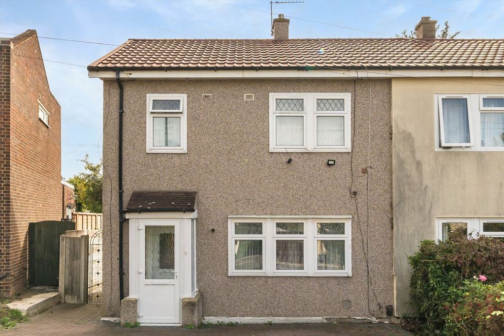 Property photo 1 of 6