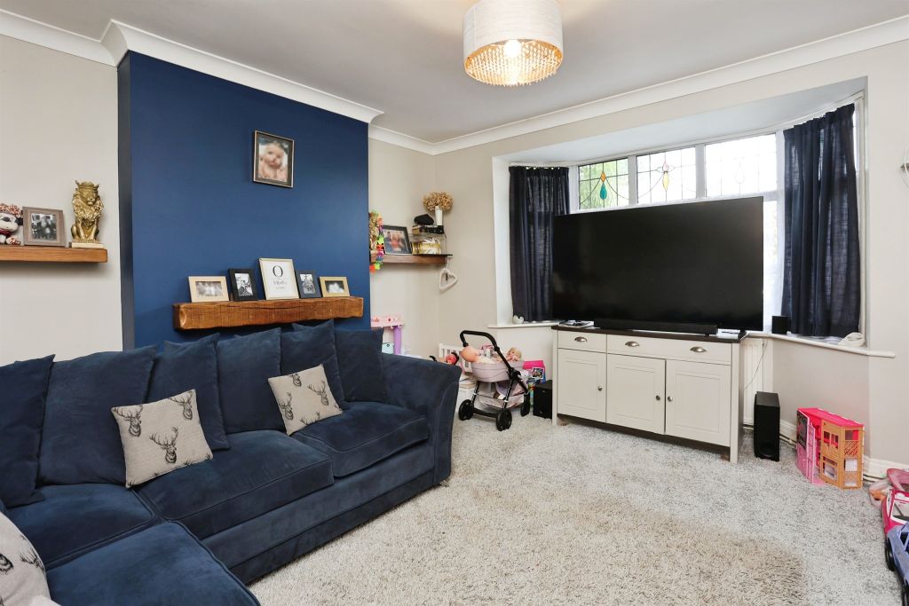 Property photo 3 of 17