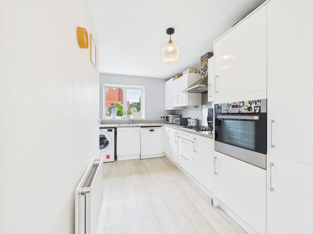 Property photo 2 of 13 Photo 8