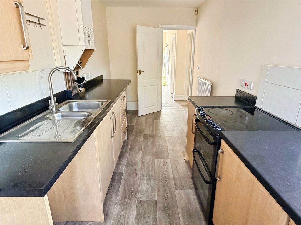 Property photo 2 of 13 Kitchen