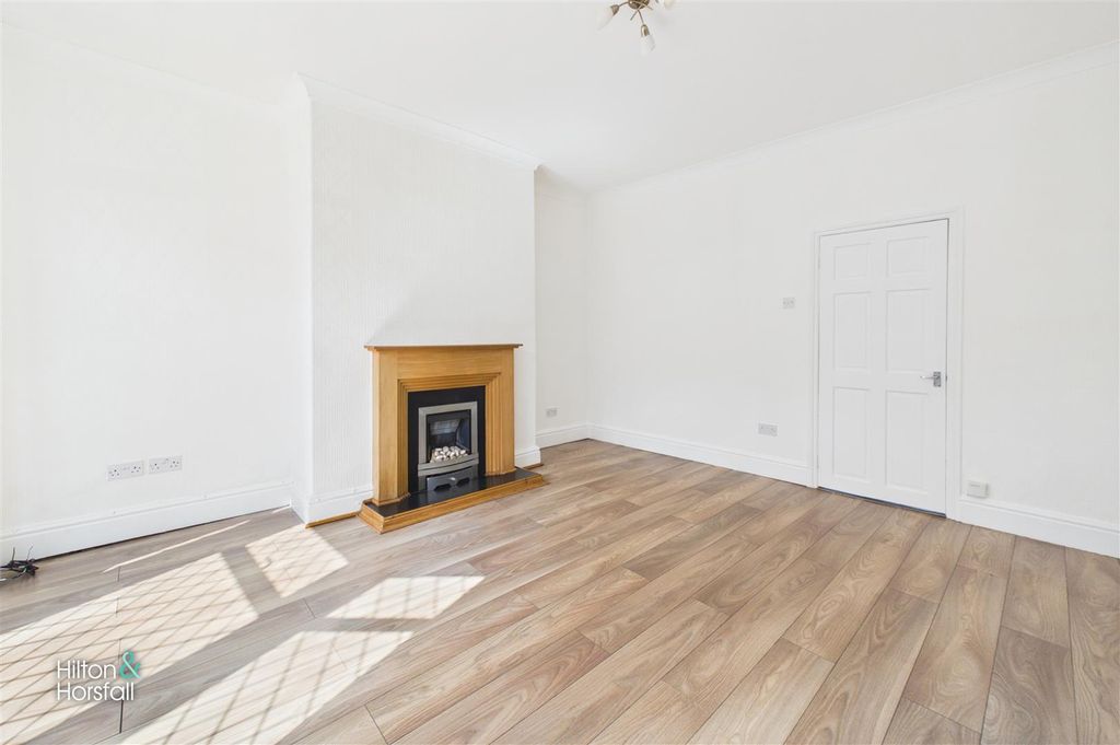 Property photo 3 of 10 Kingsley Street