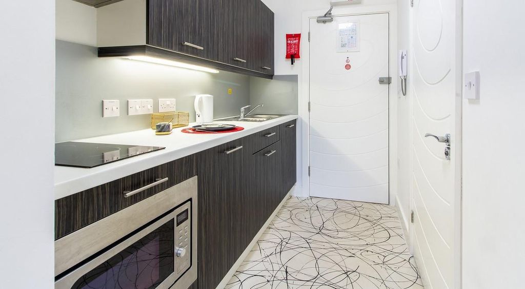 Property photo 3 of 30