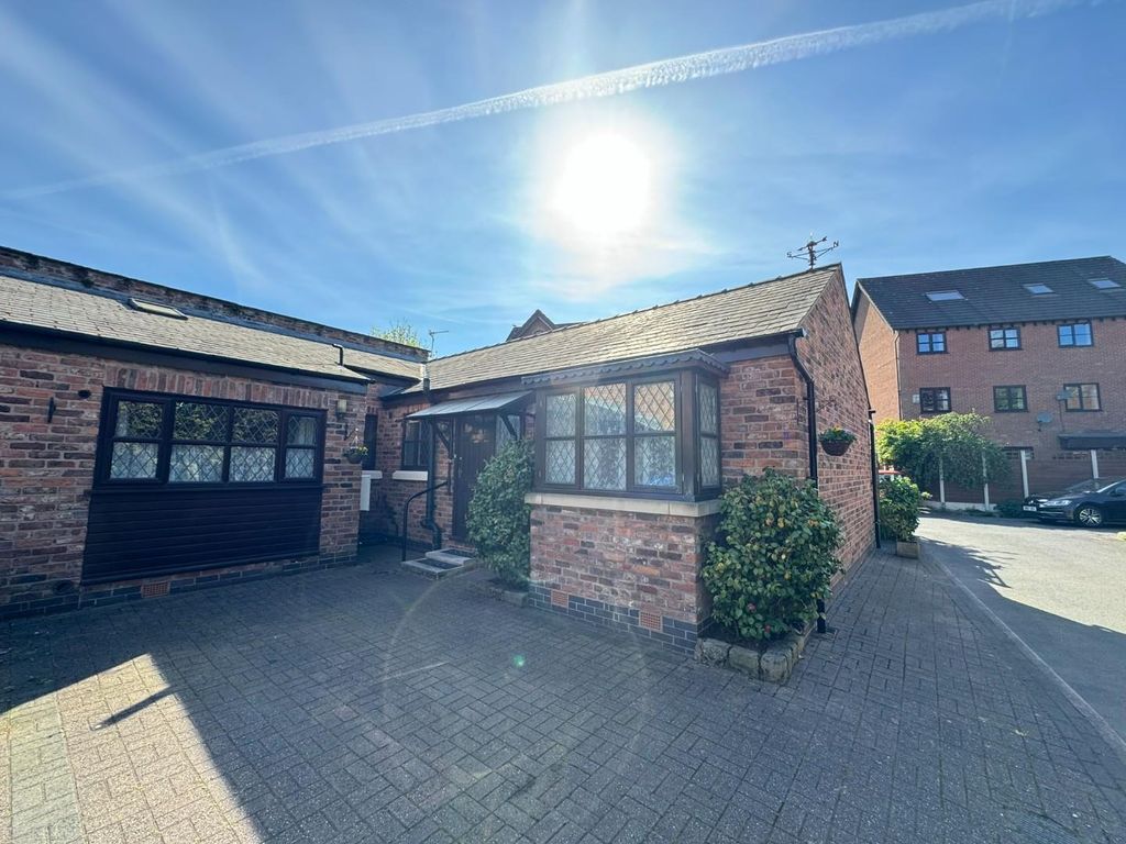 Property photo 1 of 34