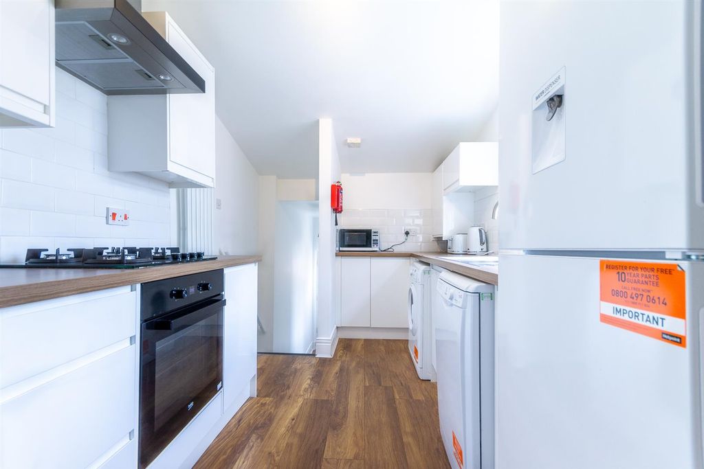 Property photo 3 of 10 Img_8532-Hdr.Jpg