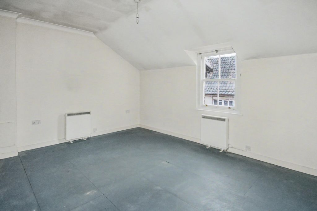 Property photo 2 of 12 5 Murrell's Court, King Street, Norwich, Norfolk, Nr1 1La