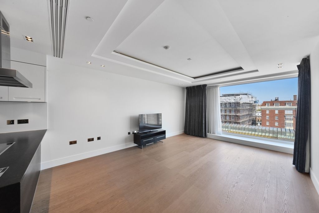 Property photo 2 of 15 Bridgeman House