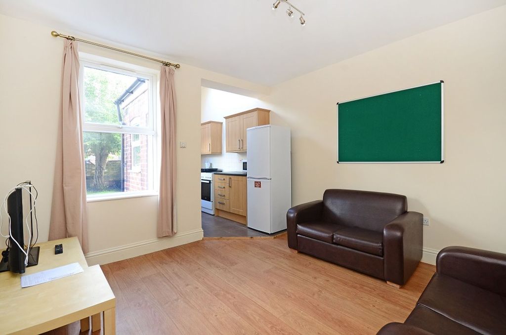 Property photo 3 of 9