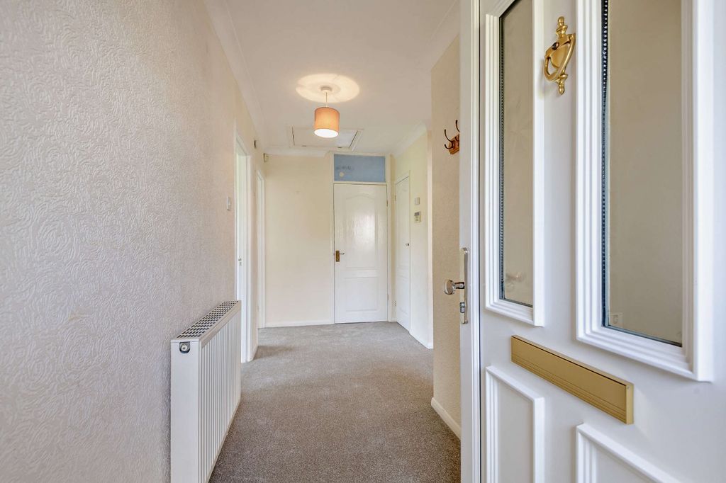 Property photo 2 of 19 Hall