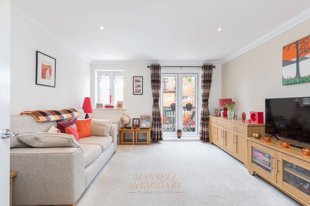 Property photo 3 of 29