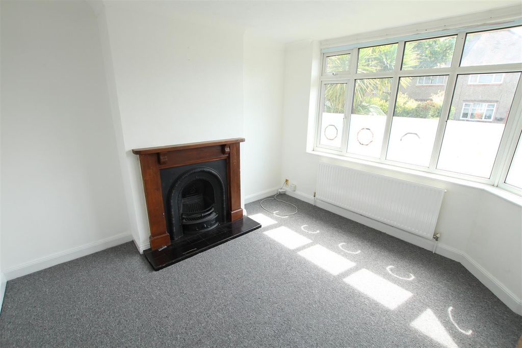 Property photo 2 of 10 Img_9897.Jpg