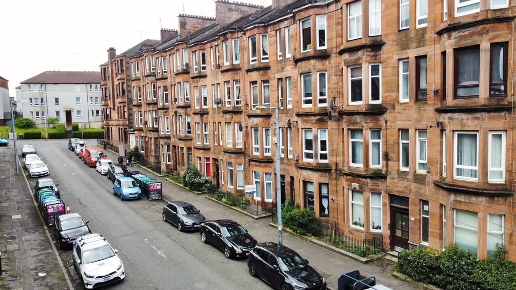 Property photo 2 of 29