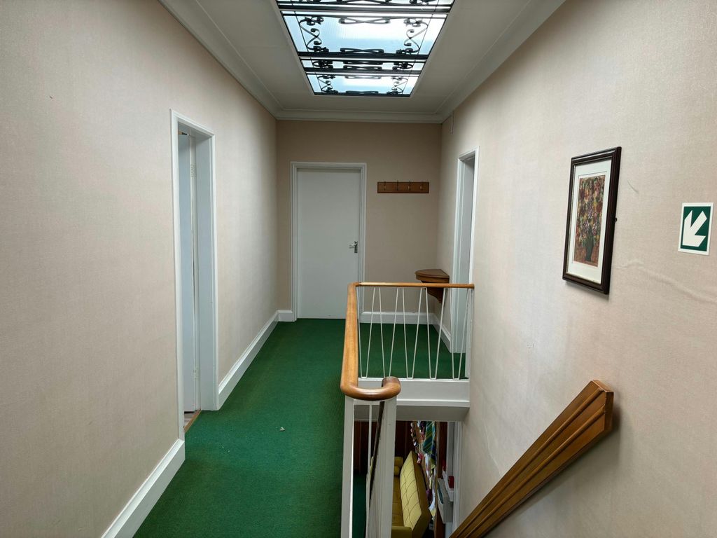 Property photo 3 of 8 Image 3