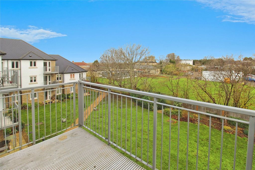 Property photo 2 of 19 Picture No. 02