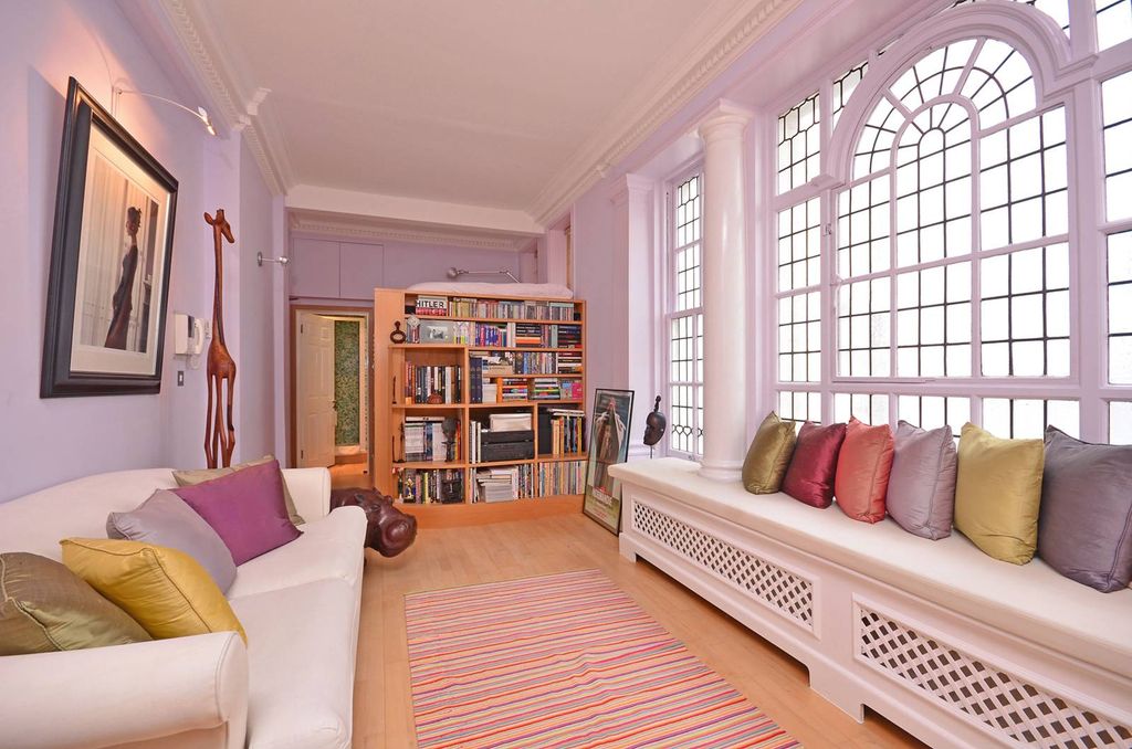 Property photo 1 of 6