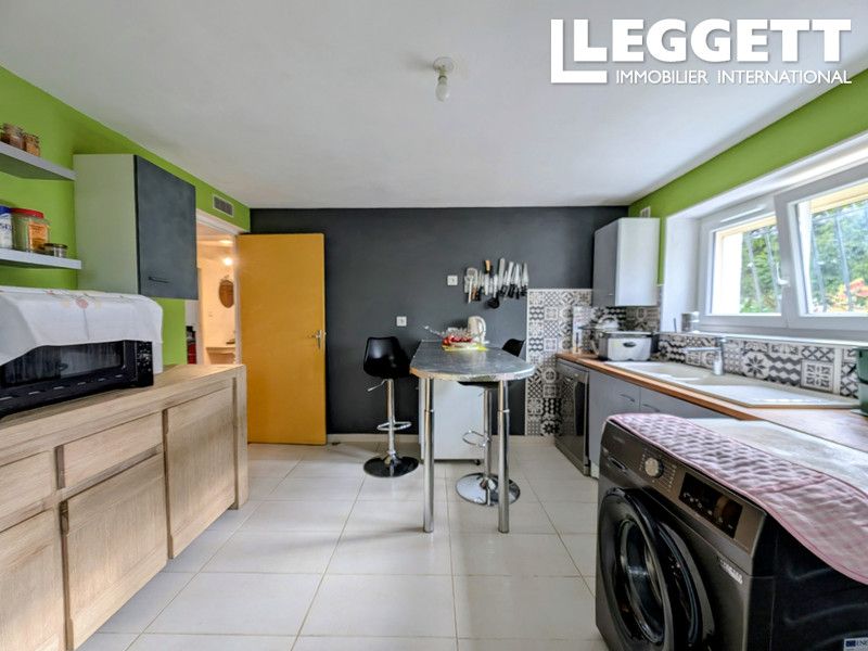 Property photo 3 of 10