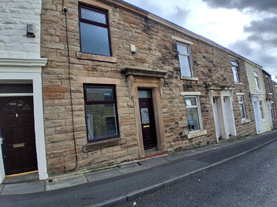 Property photo 2 of 18