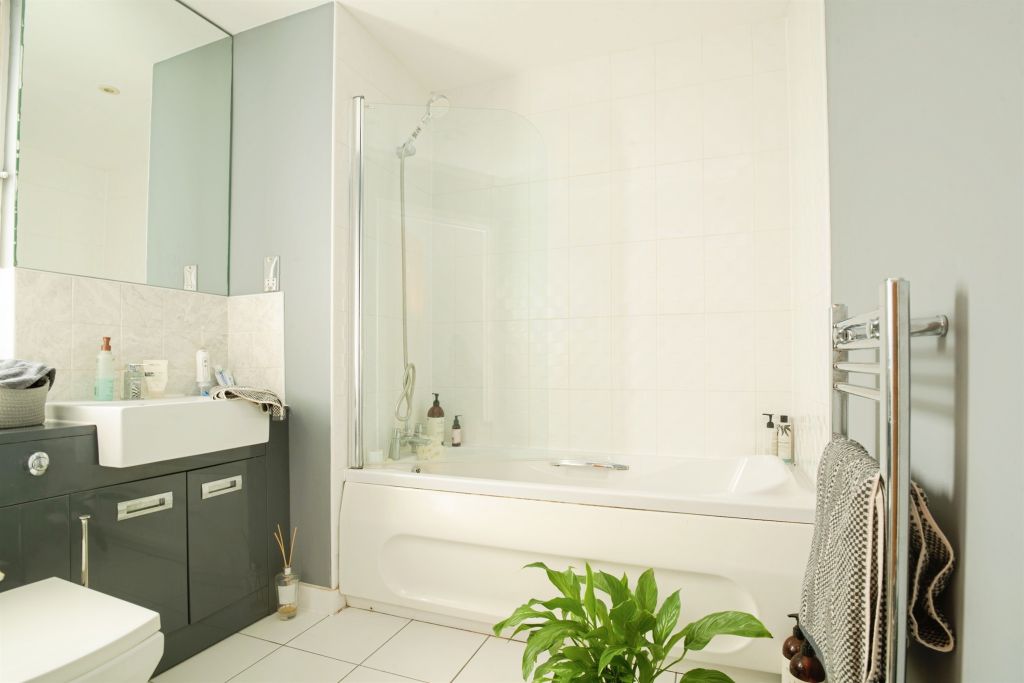 Additional image 12 of 2 bed flat for saleVictoria Wharf, Cardiff CF11