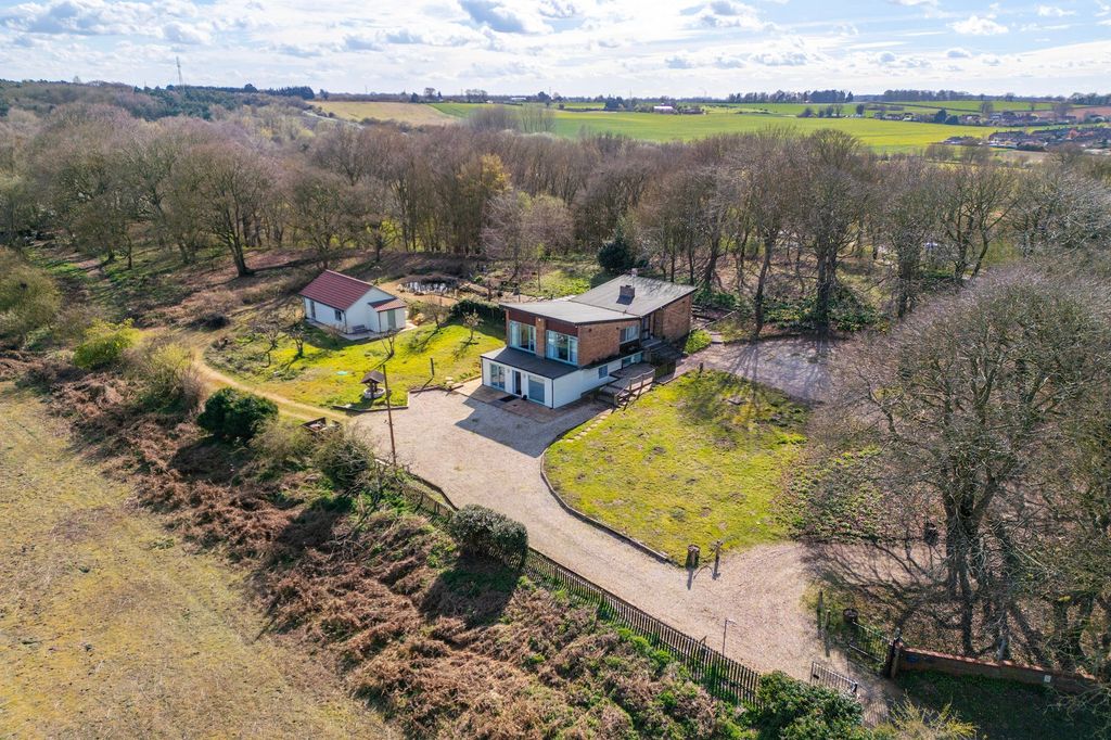 Property photo 1 of 30