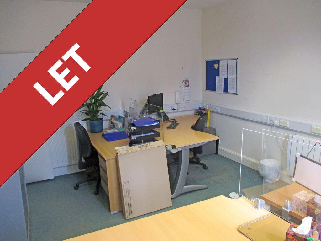 Property photo 3 of 5 95-99, Uckfield