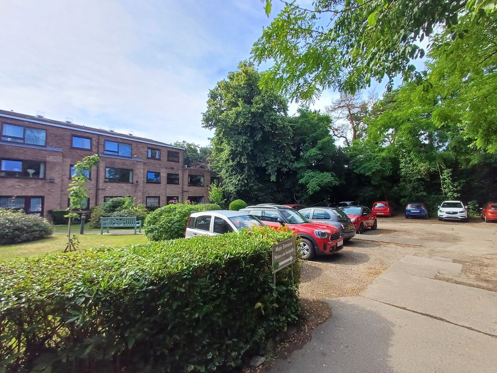 Property photo 3 of 24