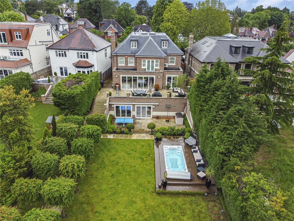 Property photo 2 of 57 Picture No. 97