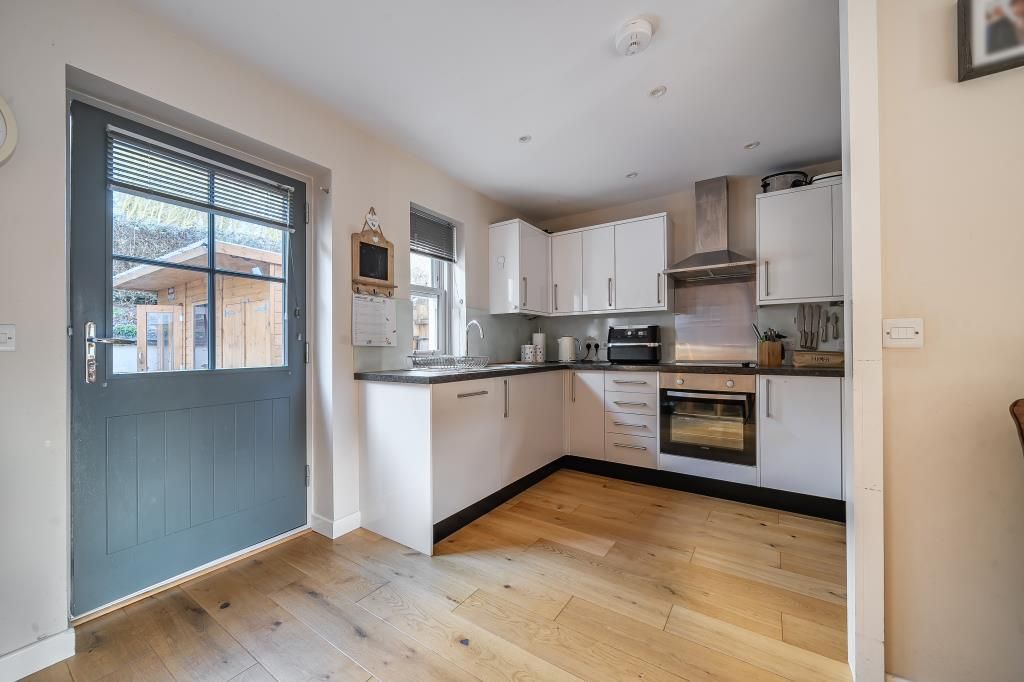 Property photo 3 of 21 Kitchen