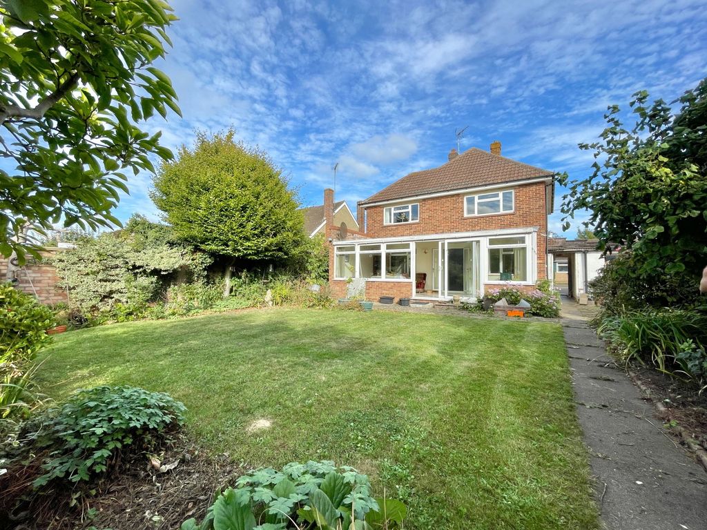 Property photo 2 of 19