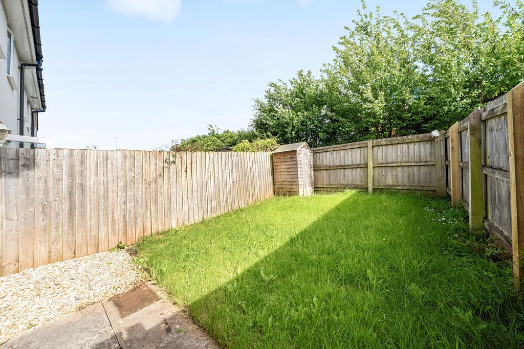 Property photo 2 of 17 Rear Garden