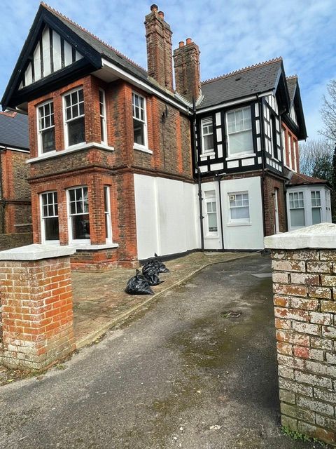 Property photo 2 of 9 Gallery
