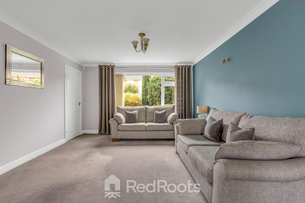 Property photo 2 of 32 4879721