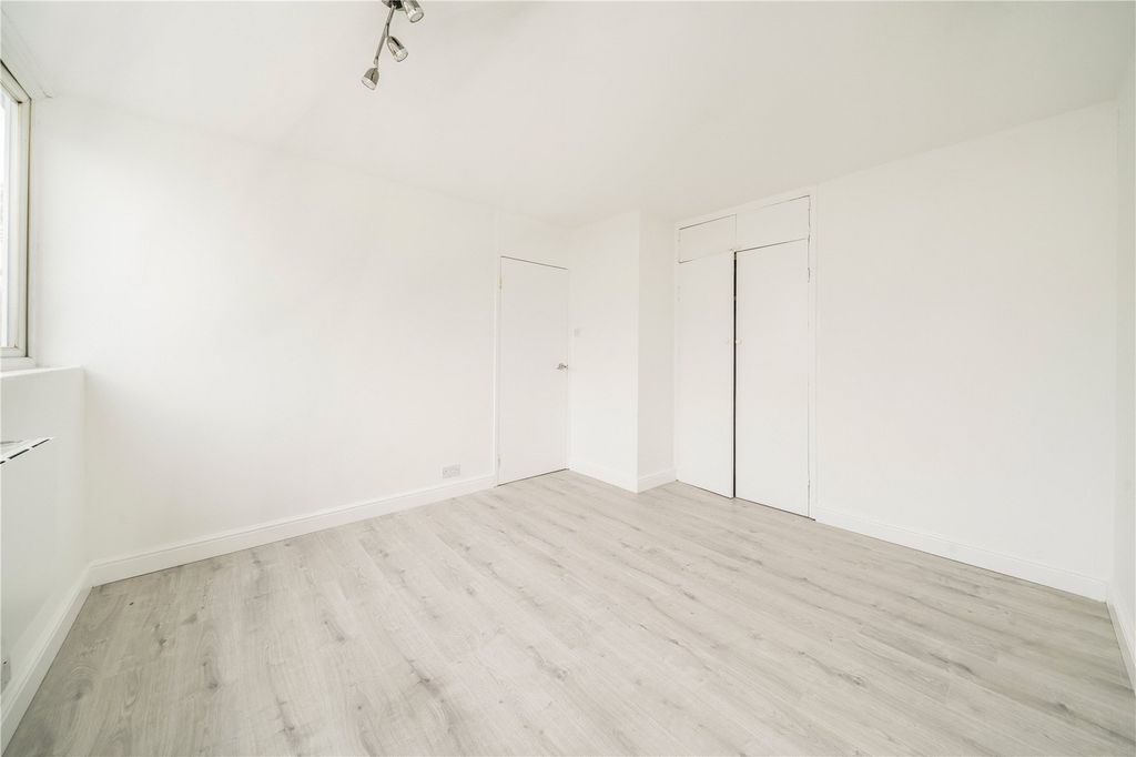 Property photo 3 of 10 Picture No. 07