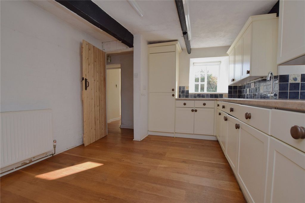 Property photo 3 of 18 Picture No. 07