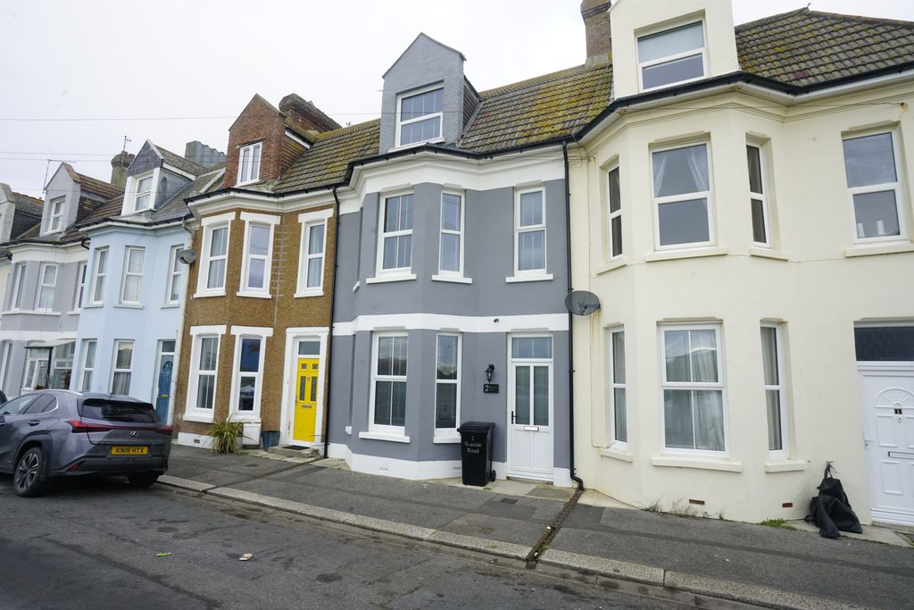 Property photo 1 of 14 Cover