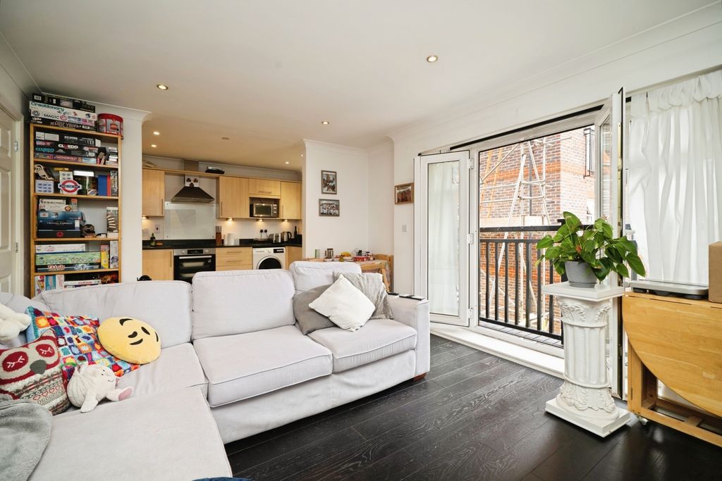 Property photo 2 of 13 Pbox-Img.Jpg