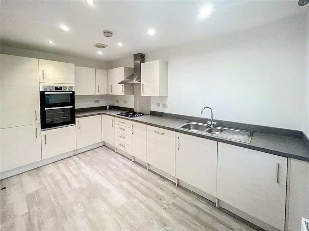 Property photo 1 of 10 Picture No. 19