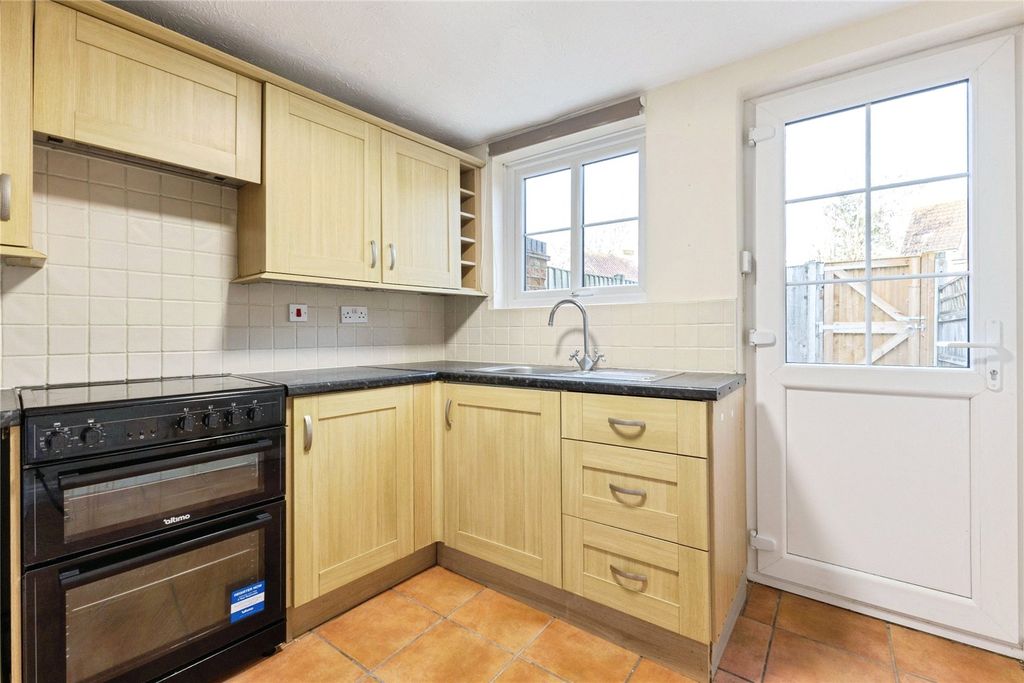 Property photo 2 of 19 Picture No. 03