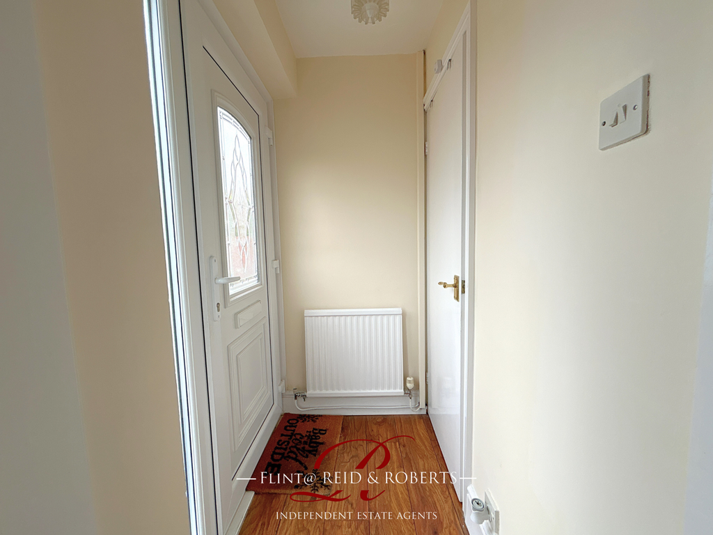 Property photo 2 of 19 Hallway