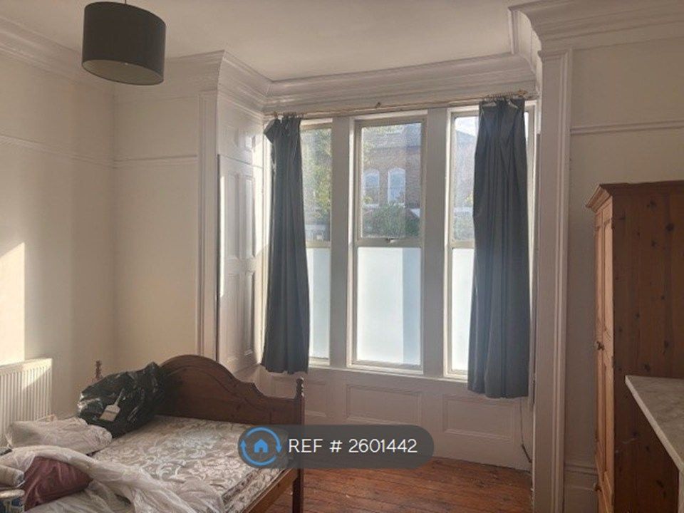 Property photo 3 of 6