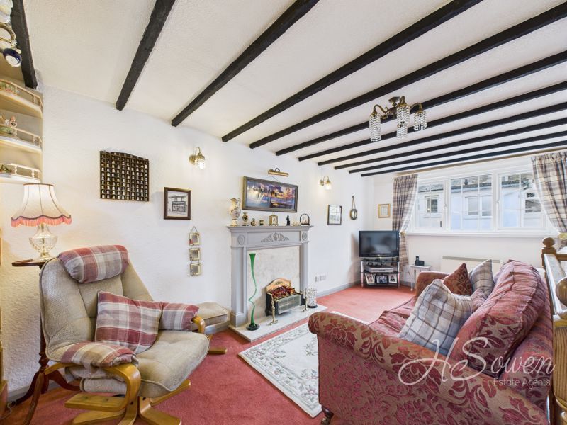 Property photo 2 of 10 Photo 8