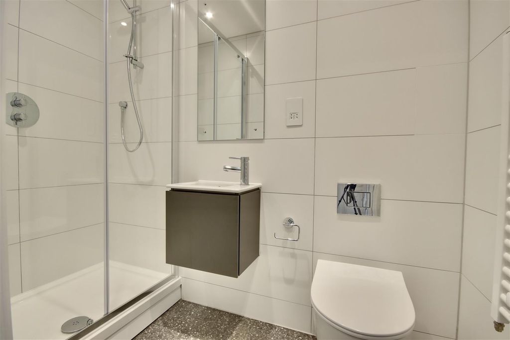 Property photo 2 of 17 Jm3Lir5Kueoew1Pqobwx1A.Jpg