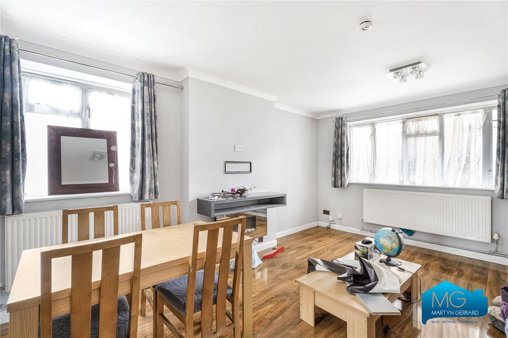 Property photo 2 of 16 Picture No. 07