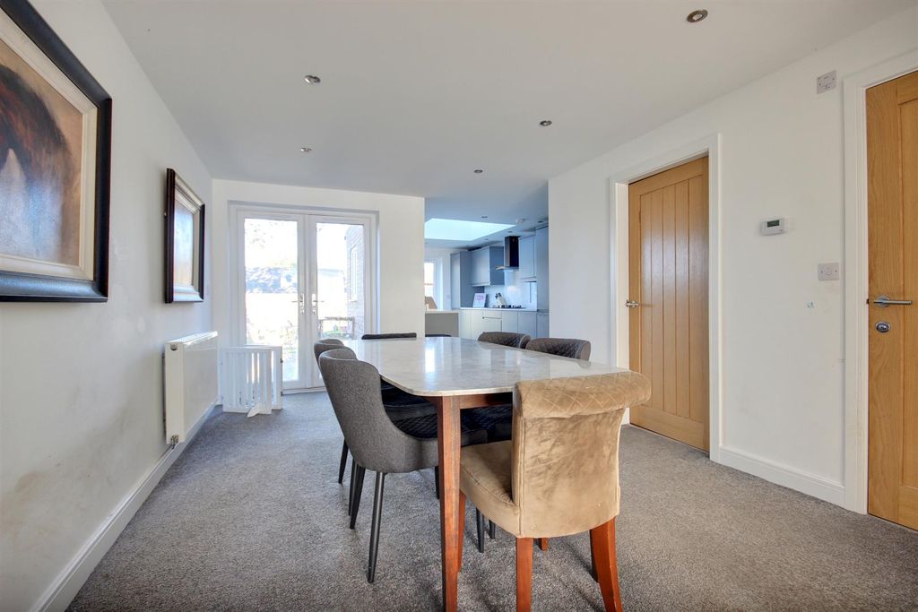 Property photo 3 of 11 Rosedale (1).Jpg