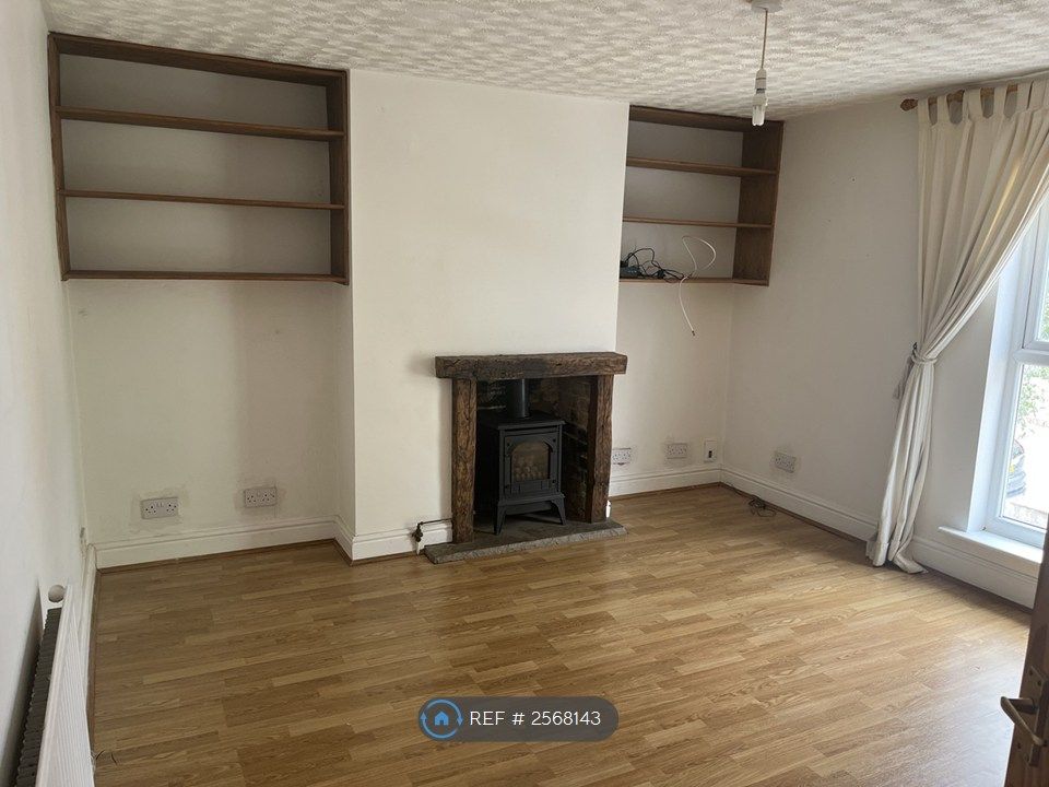 Property photo 2 of 7 Lounge