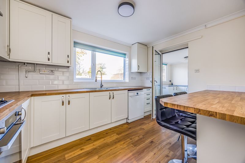 Property photo 3 of 24 Photo 18