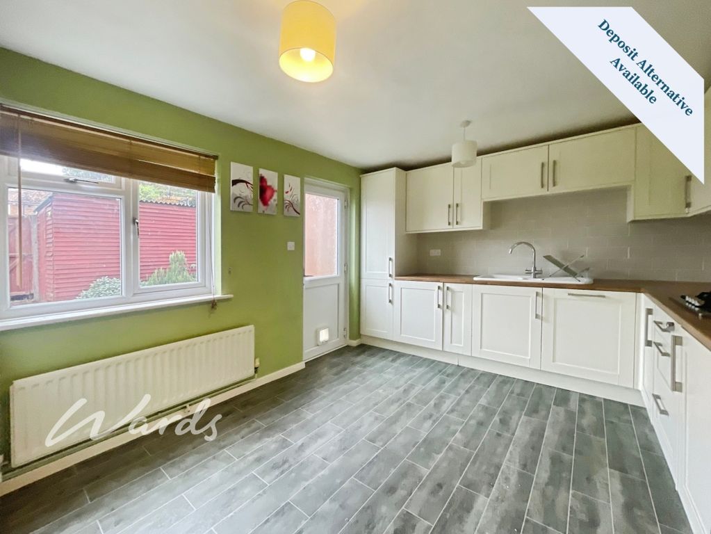Property photo 2 of 19 Kitchen