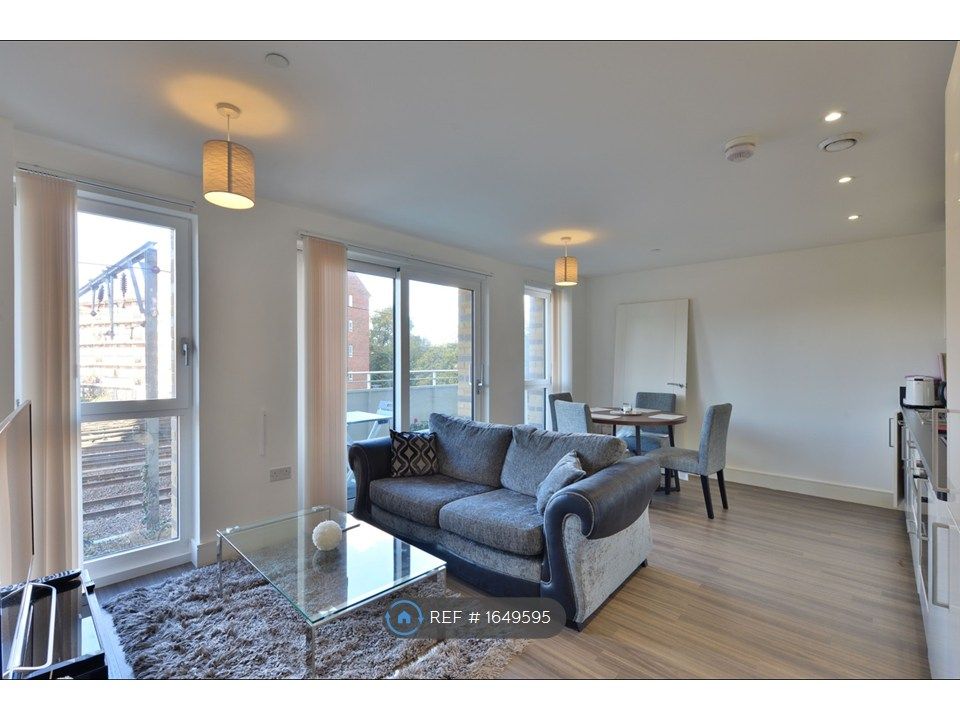 Property photo 3 of 8