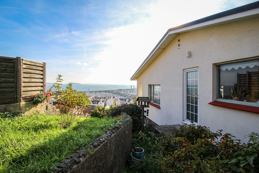 Additional image 18 of 2 bed property for saleLes Cotils, St Peter Port, Guernsey GY1